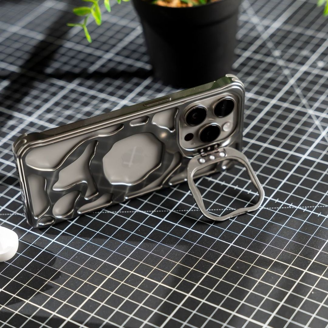 Helix Titan New Era Premium Metal Protection iPhone Case