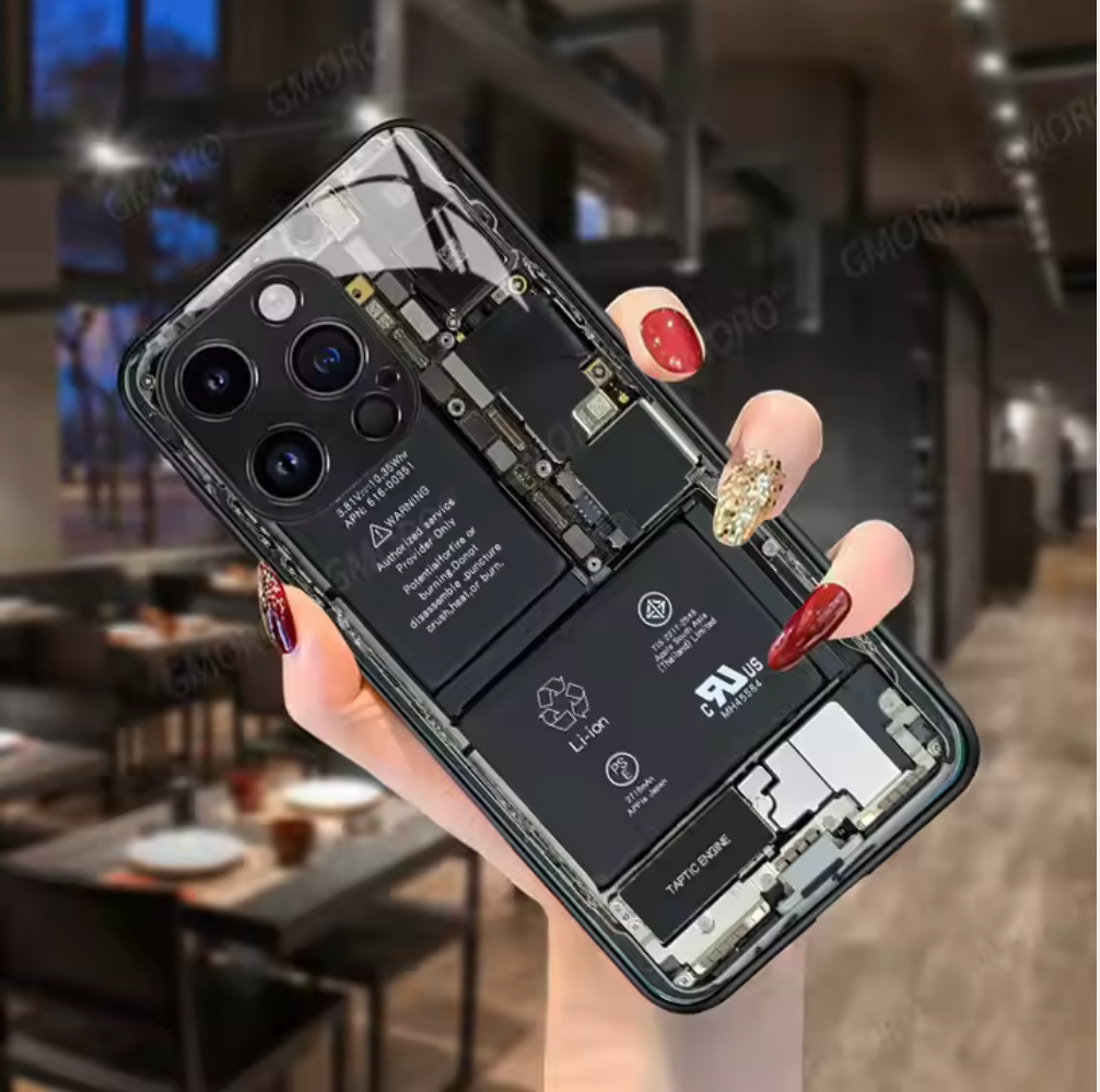 iPhone 15 Series Circuit View Case