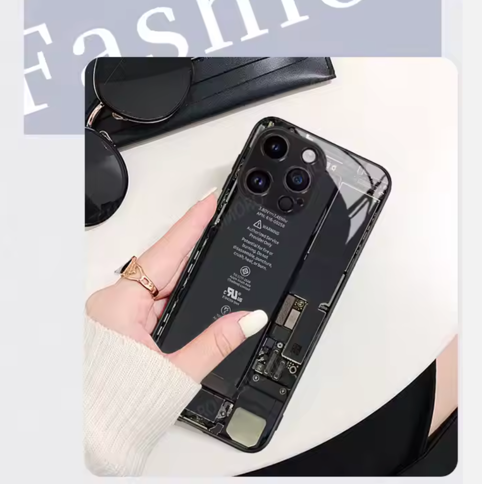 iPhone 15 Series Circuit View Case