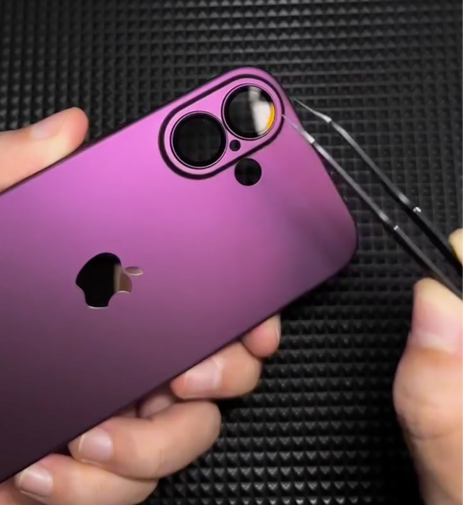 iPhone 15 Series Stylish Purple Matte Case