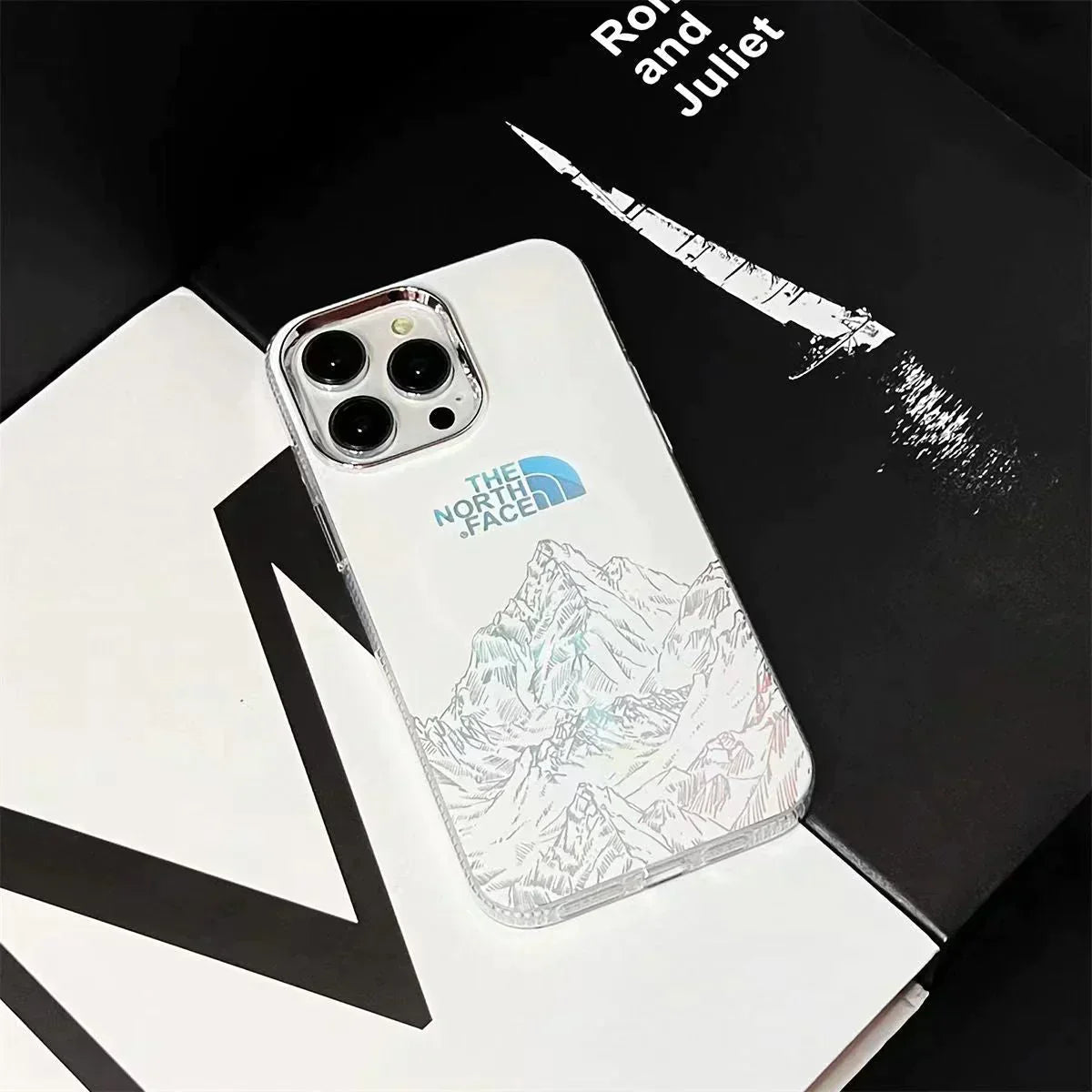 [MAGSAFE] FROSTED LASER SNOW MOUNTAIN IPHONE 14 SERIES CASE