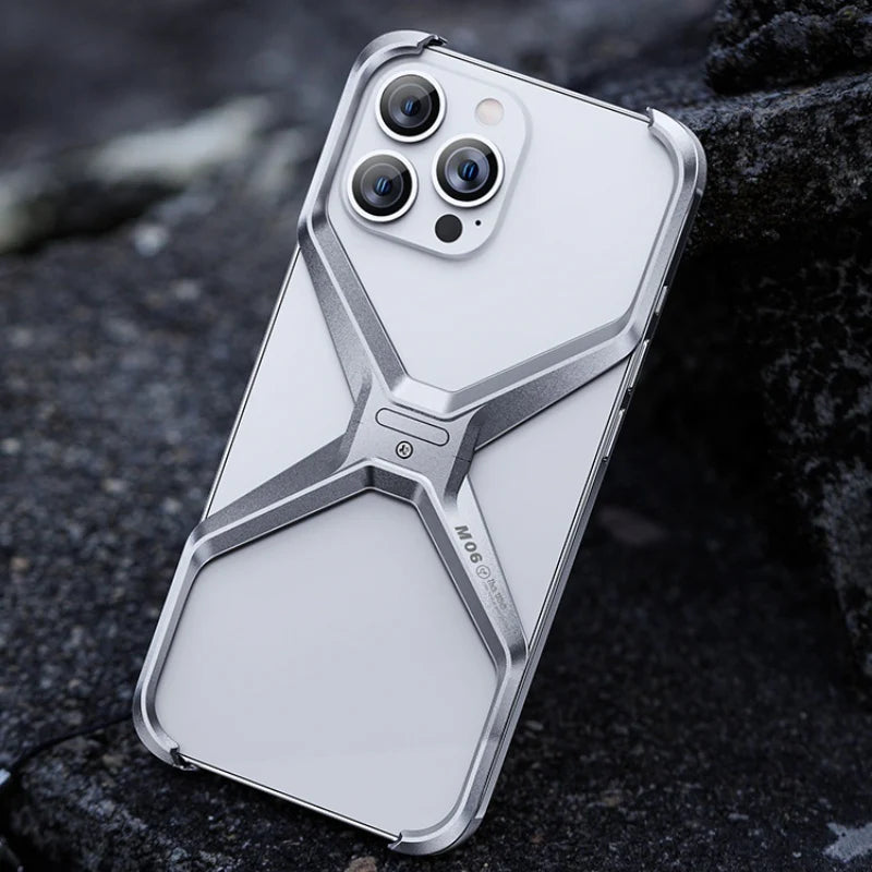 iPhone 15 Series Aluminum Alloy Hollow Cover iPhone